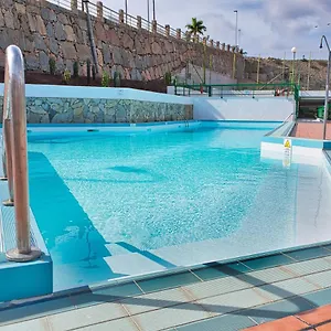 Malibu 2 Con Aire Acondicionado, Campo De Tennis Y Piscina Con Solarium Apartment